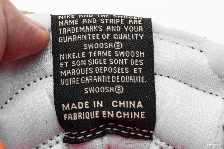 Grey Crimson 1 Black 555088-018 Air Jordan 1102